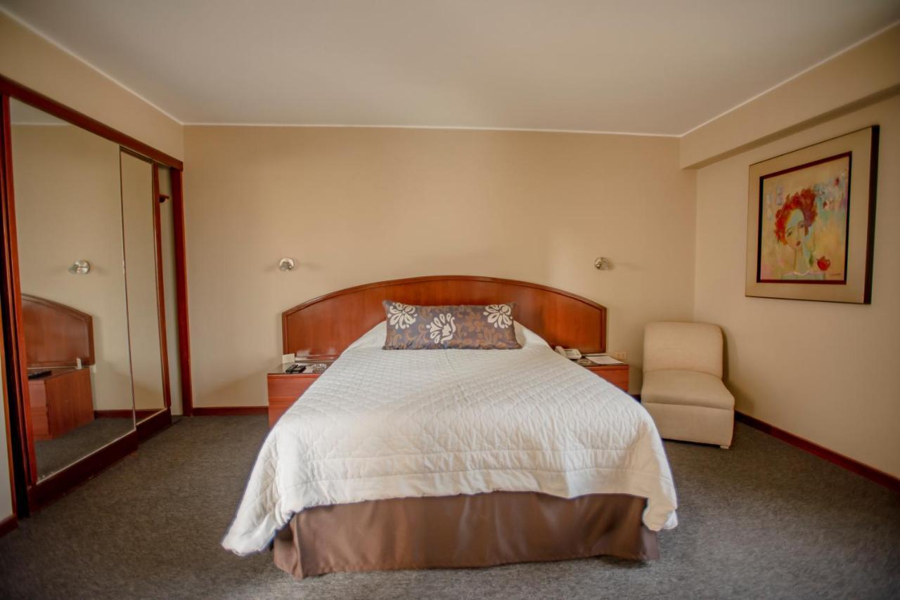 Hotel Park Suites Ліма Екстер'єр фото